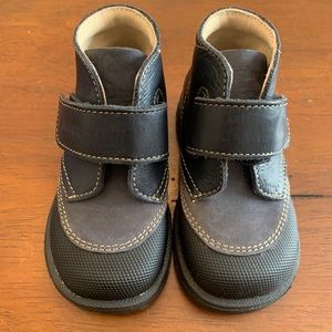 Leather and suede toddler boots